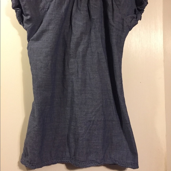 St. John’s bay cute chambray embroidery top - Picture 7 of 8